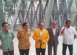 Puncak Kekesalan kepada Mahaguru Akbar Tandjung