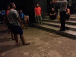 Pria Bersenjata Laras Panjang Mengamuk di Harbour Bay Batam