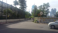 Jalan Tikus dan Parkir Liar di Kebon Kacang Sepi Pemotor