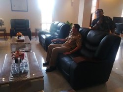 Ahok dan Djarot Jalani Sesi Foto