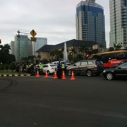 Masih Ada Motor yang Nekat Melintas dari Monas ke Jalan MH Thamrin