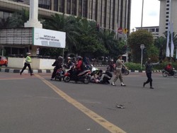 Mahasiswi Bermotor yang Celaka di Thamrin Terpelanting 2-3 Meter