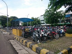 Duta Merlin: Tak Ada Surat dari Pemprov DKI Pemotor ke HI Bisa Parkir di Sini