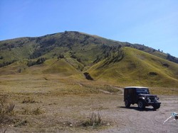 Ini Dia Bukit Teletubbies di Gunung Bromo