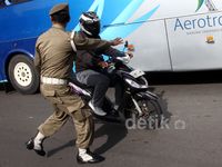 Hari Ini Motor Dilarang Lewat Thamrin-Medan Merdeka Barat