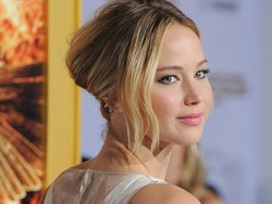 Siapa Seleb Hollywood yang Namanya Paling Banyak Dicari di Google?