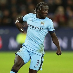 Kompany Cedera, Sagna Siap Jika Dipasang Jadi Bek Tengah