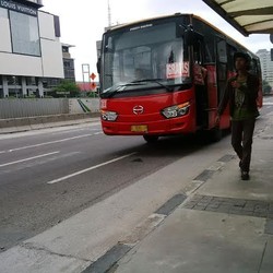 Motor Dilarang Lewat HI, Rute TransJ Gratis Diperpanjang Sampai Semanggi