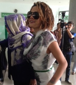 Pakai Baju Seksi Menerawang di Sidang, Nikita Mirzani Klarifikasi ke KY