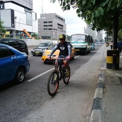 Motor Dilarang Melintas di Thamrin, Pesepeda Merasa Lebih Aman dari Bahaya Pemotor