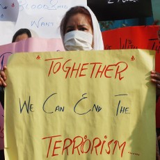 Warga Pakistan Marah, Sebut Taliban Bantai Anak-anak Seperti Binatang