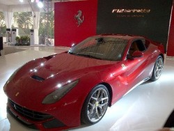 Ferrari Berharap Dolar Sentuh Rp 11.000