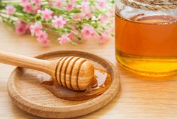 Diet Madu: Manfaatkan si Kental Manis Ini Untuk Turunkan Berat Badan