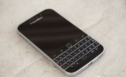 BlackBerry Classic: Smartphone yang Disukai Ayah