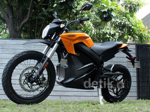 Motor Tanpa Setetes Bensin