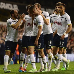 Bekuk Newcastle 4-0, Spurs ke Semifinal