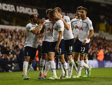 Bekuk Newcastle 4-0, Spurs ke Semifinal