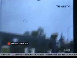 Video Amatir: Dahsyatnya Angin Puting Beliung yang Menerjang Bandung
