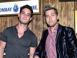 Pernikahan Gay Pertama yang Disiarkan TV, Lance Bass Ingin Seperti Royal Wedding