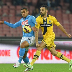 Kalahkan Parma, Napoli Sementara di Tiga Besar