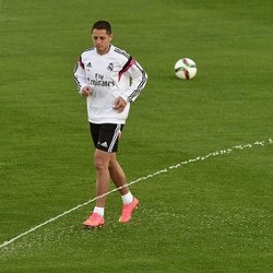Agen Tegaskan Chicharito Tetap di Madrid Sampai Akhir Musim