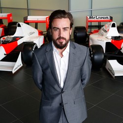 Alonso Siap Jalani Komitmen Baru dengan McLaren, Tetap Semangati Ferrari