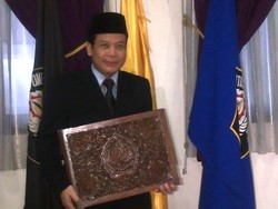 Bahas Infrastruktur Jateng, Wakil Ketua DPR Dapat Gelar Doktor