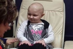 Rehat dari Kemo, Taryn Dihadiahi Paket Make Over dan Jajal Wig