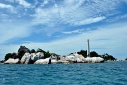 Solo Traveling Seminggu ke Negeri Pelangi, Surga!