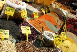 Liburan ke Eropa? Jangan Lupa Mampir ke Pasar Makanan Ini! (2)