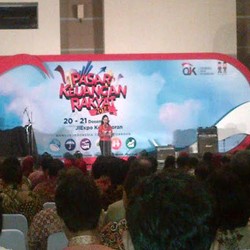 Cerita Menteri Puan: Mbok-mbok di Pasar Taruh Uang di Kantong Plastik