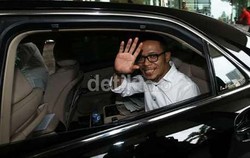 Blusukan ke Rumah Kontrakan TKI di Malaysia, Menteri Hanif Sebar Nomer HP