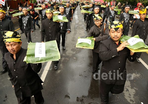 Festival Ngarak 1.771 Ancak di Banyuwangi
