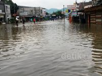 Banjir Rendam Dayeuhkolot Bandung