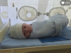 Istri Boy Hamzah Melahirkan Anak Kedua