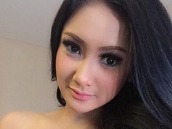 Lebih Terbuka Soal Status Pernikahan, Cita Citata: Dia yang Mau Pisah