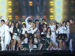 Ketika Grup Rookie YG, SM dan JYP Kolaborasi Sepanggung