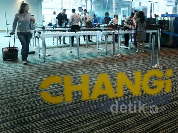 Nyamannya Bandara Changi Singapura