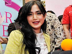 Ungkap Rahasia Ludwig, Jessica Iskandar Hanya Takut El Barrack