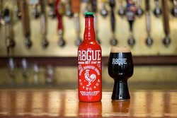 Berani Coba? Rogue Sriracha Hout Stout, Bir dengan Saus Ekstra Pedas