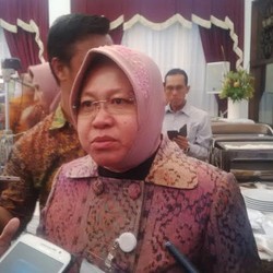 Ini Cara Risma Sukses Tangani Kawasan Kumuh di Surabaya