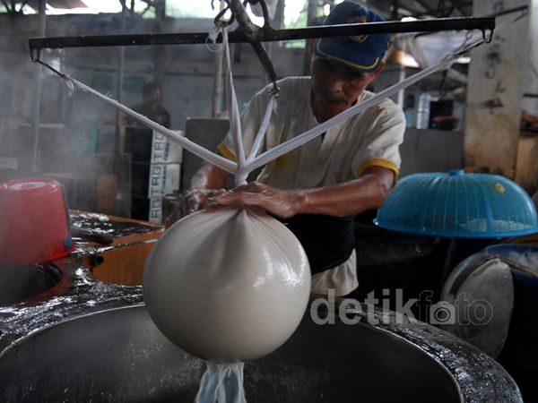 Mengintip Produksi Tahu Berusia 35 Tahun