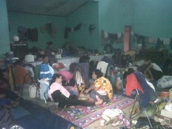 Tolong! Pengungsi Korban Banjir Butuh Susu Bayi dan Pembalut Wanita