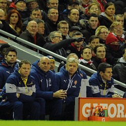 Wenger: Arsenal Terlalu Cepat Kehilangan Bola di Babak Pertama