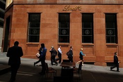 Partai Sayap Kanan Inggris Anggap Penyanderaan di Sydney Akibat Lindt Cafe Tolak Sertifikasi Halal