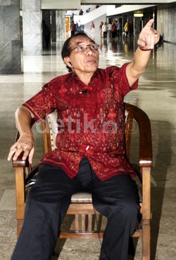 Ingin Jadi Ketum PD, Max Sopacua Posisikan SBY Jadi Tokoh Bangsa