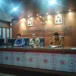KPU, Bawaslu dan DKPP Gelar Rapat Bersama Bahas Pilkada Serentak 2015