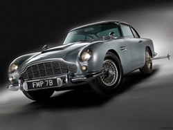 Daftar Mobil yang Ngetren di Film dan TV