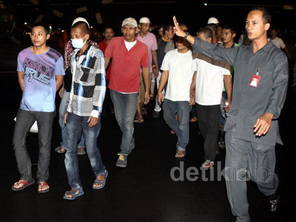 494 TKI Ilegal Tiba di Lanud Halim Perdanakusuma