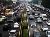 Tol Dalam Kota Macet